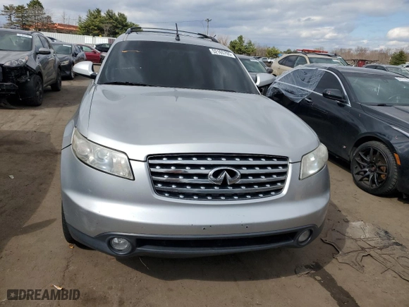 2003 Infiniti FX45 w/Options with VIN JNRBS08W33X402666, listed as a Copart auction lot 52165705 with 186,021 mi miles and Salvage Title. Bid and sale history available at carsss.com. Image 5.