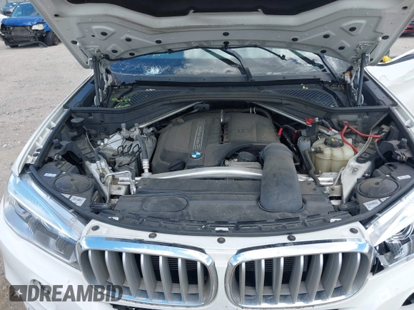 2017 BMW X5 xDrive35i z VIN 5UXKR0C30H0X79365, wystawiony jako IAAI lot #42209393 z przebiegiem Nie podano mil oraz . Historia ofert i sprzedaży dostępna na DreamBid. Obrazek 10.