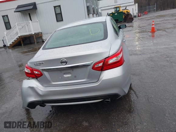 2016 Nissan Altima S with VIN 1N4AL3AP7GN350673, listed as a IAAI auction lot 41967958 with 132,352 mi miles and . Bid and sale history available at carsss.com. Image 16.