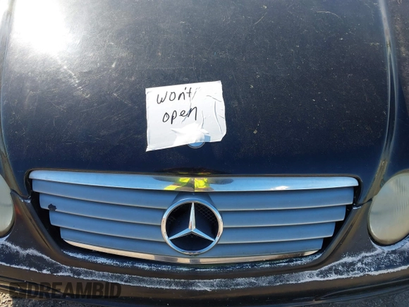 2002 Mercedes-Benz C 230/260/280/320 with VIN WDBRN47J12A255735, listed as a IAAI auction lot 41630459 with Not Provided miles and . Bid and sale history available at DreamBid. Image 10.