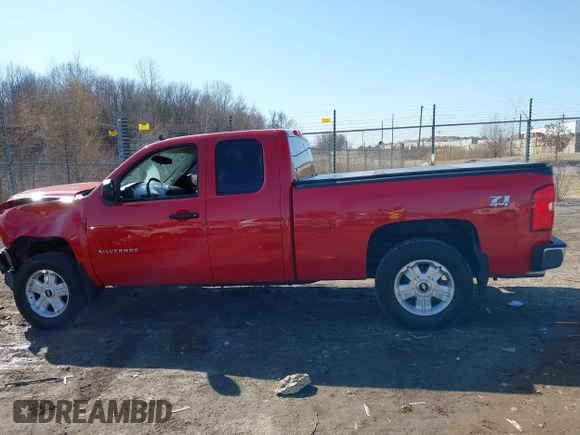 2011 Chevrolet Silverado 1500 LT with VIN 1GCRKSE39BZ460403, listed as a IAAI auction lot 41797797 with 159,608 mi miles and . Bid and sale history available at DreamBid. Image 15.
