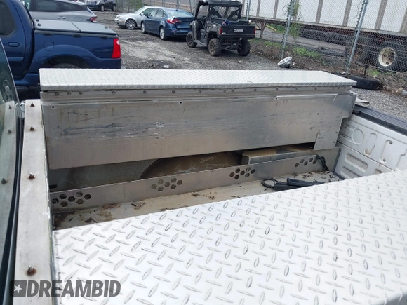 2017 Ford F-150 XL with VIN 1FTEX1E82HFB30800, listed as a IAAI auction lot 42501635 with 161,864 mi miles and . Bid and sale history available at DreamBid. Image 12.