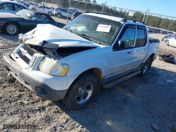 2005 Ford Explorer Sport Trac XLS with VIN 1FMZU67K55UB06803, listed as a IAAI auction lot 41702491 with 226,407 mi miles. Bid and sale history available at carsss.com. Image 2.