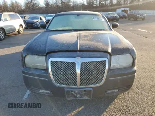 2007 Chrysler 300 with VIN 2C3LA43R77H813082, listed as a Copart auction lot 85783934 with 155,200 mi miles and Clean Title. Bid and sale history available at carsss.com. Image 5.