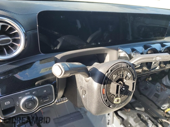 2020 Mercedes-Benz CLA 250 with VIN W1K5J4HB0LN146735, listed as a Copart auction lot 87421174 with Not provided miles and Salvage title. Bid and sale history available at DreamBid. Image 9.