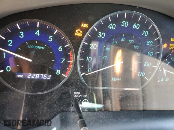 2010 Toyota Sienna CE with VIN 5TDKK4CC1AS314013, listed as a Copart auction lot 51996115 with 228,763 mi miles and Clean Title. Bid and sale history available at DreamBid. Image 9.