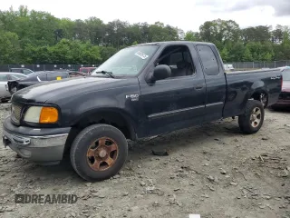 2004 Ford F-150 XL with VIN 2FTRX18W84CA68613, listed as a Copart auction lot 55626975 with 230,600 mi miles and Non repairable. Bid and sale history available at DreamBid. Image 1.
