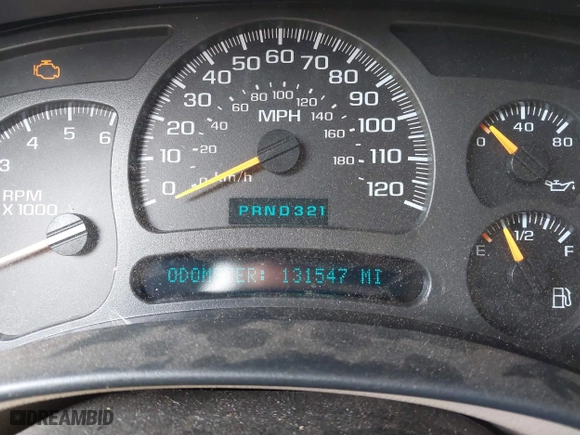 2003 Chevrolet Silverado 1500 LS with VIN 2GCEC19T031269320, listed as a IAAI auction lot 41900631 with 131,547 mi miles. Bid and sale history available at carsss.com. Image 7.