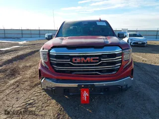 2022 GMC Sierra 1500 SLT with VIN 3GTUUDED0NG596030, listed as a IAAI auction lot 41406882 with 32,892 mi miles. Bid and sale history available at carsss.com. Image 12.