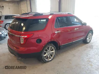 2012 Ford Explorer XLT with VIN 1FMHK8D83CGA43976, listed as a IAAI auction lot 41995050 with 207,160 mi miles and . Bid and sale history available at DreamBid. Image 4.