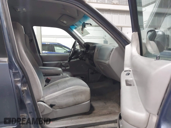 2000 Ford Explorer XLS с VIN 1FMZU72X1YZC58027, выставлен на аукционе IAAI как лот 42529915 с пробегом 186 359 миль миль и . История ставок и продаж доступна на DreamBid. Изображение 5.
