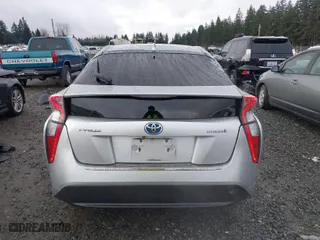 2017 Toyota Prius Two with VIN JTDKARFU6H3040792, listed as a IAAI auction lot 41758408 with 320,656 mi miles. Bid and sale history available at carsss.com. Image 17.
