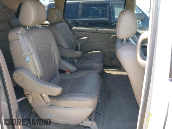 2005 Toyota Sienna XLE with VIN 5TDZA22C25S350614, listed as a IAAI auction lot 42179349 with 219,852 mi miles and . Bid and sale history available at carsss.com. Image 8.