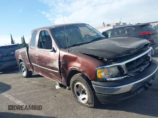 2000 Ford F-150 XL with VIN 1FTRX17L2YNB78032, listed as a IAAI auction lot 41687215 with 1 mi miles. Bid and sale history available at carsss.com. Image 12.