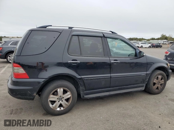 2005 Mercedes-Benz M-Class 3.7L with VIN 4JGAB57E35A559004, listed as a Copart auction lot 72765774 with 225,883 mi miles and Salvage Title. Bid and sale history available at carsss.com. Image 3.
