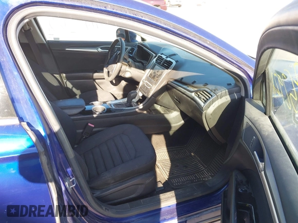 2013 Ford Fusion SE Hybrid with VIN 3FA6P0LU3DR237288, listed as a IAAI auction lot 41752928 with 253,758 mi miles. Bid and sale history available at carsss.com. Image 5.