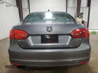 2012 Volkswagen Jetta SE with VIN 3VWDP7AJ4CM368242, listed as a Copart auction lot 60839345 with 236,216 mi miles and Salvage title. Bid and sale history available at DreamBid. Image 6.