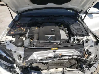 2015 Mercedes-Benz C 300 z VIN 55SWF4JB1FU057963, wystawiony jako Copart lot #48512005 z przebiegiem 100 509 mil mil oraz Szkoda całkowita • Salvage title. Historia ofert i sprzedaży dostępna na DreamBid. Obrazek 11.