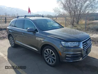 2018 Audi Q7 Premium Plus with VIN WA1LHAF78JD033266, listed as a IAAI auction lot 41749357 with 117,465 mi miles. Bid and sale history available at carsss.com. Image 1.