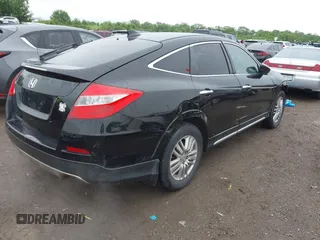 2013 Honda Crosstour EX-L z VIN 5J6TF3H59DL005399, wystawiony jako IAAI lot #42314884 z przebiegiem 213 287 mil mil oraz . Historia ofert i sprzedaży dostępna na DreamBid. Obrazek 4.
