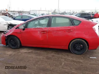 2013 Toyota Prius One with VIN JTDKN3DU6D5699782, listed as a IAAI auction lot 41456011 with 128,135 mi miles. Bid and sale history available at carsss.com. Image 15.