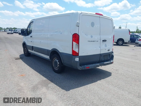 2017 Ford Transit z VIN 1FTYE1YM5HKA34470, wystawiony jako IAAI lot #42245048 z przebiegiem 149 437 mil mil oraz . Historia ofert i sprzedaży dostępna na DreamBid. Obrazek 3.
