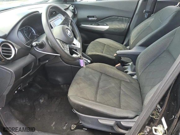 2020 Nissan Kicks SV with VIN 3N1CP5CV0LL549446, listed as a Copart auction lot 54381605 with 104,566 mi miles and Clean Title. Bid and sale history available at carsss.com. Image 7.