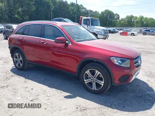 2019 Mercedes-Benz GLC 300 с VIN WDC0G4JB0KF657118, выставлен на аукционе IAAI как лот 42318010 с пробегом 77 578 миль миль и . История ставок и продаж доступна на DreamBid. Изображение 1.