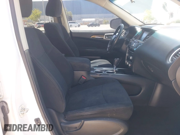 2013 Nissan Pathfinder SV with VIN 5N1AR2MN2DC657541, listed as a IAAI auction lot 41905930 with 311,578 mi miles. Bid and sale history available at carsss.com. Image 5.