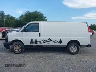 2018 Chevrolet Express Cargo with VIN 1GCWGAFP6J1337249, listed as a IAAI auction lot 42499473 with 92,075 mi miles and . Bid and sale history available at DreamBid. Image 15.