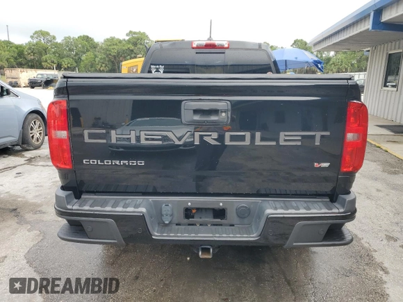 2021 Chevrolet Colorado 4WD Z71 z VIN 1GCGTDEN8M1245226, wystawiony jako Copart lot #56675715 z przebiegiem 33 127 mil mil oraz Szkoda całkowita • Salvage title. Historia ofert i sprzedaży dostępna na DreamBid. Obrazek 6.