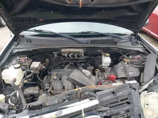 2008 Ford Escape Limited with VIN 1FMCU94108KE85583, listed as a IAAI auction lot 42608251 with 177,841 mi miles and . Bid and sale history available at DreamBid. Image 10.