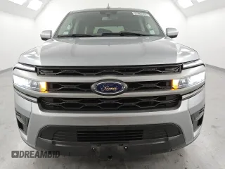 2024 Ford Expedition XLT with VIN 1FMJU1J84REA60278, listed as a Copart auction lot 49220535 with 25,363 mi miles and Clean Title. Bid and sale history available at carsss.com. Image 5.