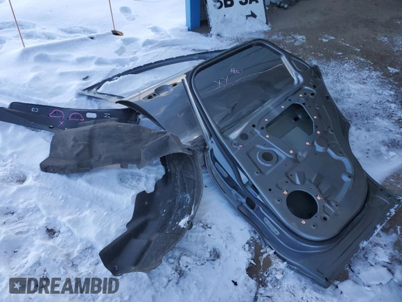 2018 Jaguar F-Pace 20d Premium with VIN SADCJ2FN2JA260943, listed as a Copart auction lot 83870134 with 84,396 mi miles and Salvage Title. Bid and sale history available at DreamBid. Image 13.
