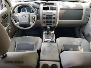 2008 Ford Escape XLT с VIN 1FMCU03168KC15402, выставлен на аукционе Copart как лот 61370205 с пробегом 215 441 миль миль и Чистый • Clean title. История ставок и продаж доступна на DreamBid. Изображение 8.