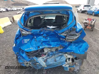 2023 Nissan Kicks S z VIN 3N1CP5BV9PL568018, wystawiony jako IAAI lot #42382781 z przebiegiem 83 069 mil mil oraz . Historia ofert i sprzedaży dostępna na DreamBid. Obrazek 6.