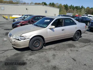 2001 Toyota Camry CE z VIN 4T1BG28K61U114676, wystawiony jako Copart lot #52526075 z przebiegiem 256 312 mil mil oraz Szkoda całkowita • Salvage title. Historia ofert i sprzedaży dostępna na DreamBid. Obrazek 1.