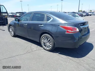 2015 Nissan Altima 2.5 with VIN 1N4AL3AP8FC271880, listed as a IAAI auction lot 41838046 with 144,805 mi miles. Bid and sale history available at carsss.com. Image 3.