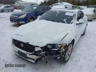 2017 Jaguar XE 25t z VIN SAJAR4BG4HA966709, wystawiony jako IAAI lot #41620077 z przebiegiem 91 859 mil mil oraz . Historia ofert i sprzedaży dostępna na DreamBid. Obrazek 17.