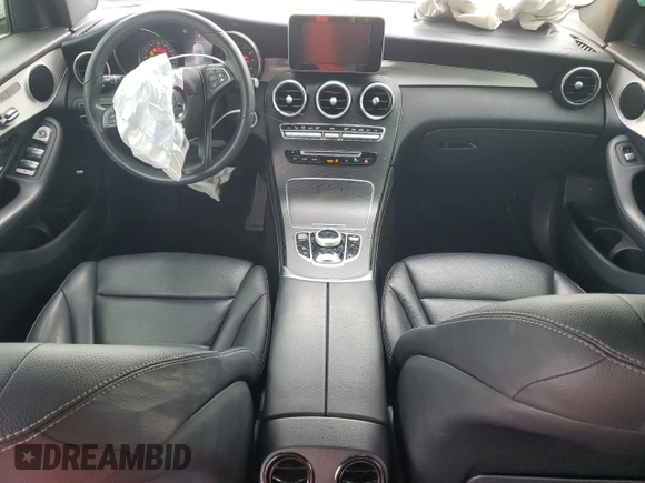 2019 Mercedes-Benz GLC 300 с VIN WDC0G4JB4KF595089, выставлен на аукционе Copart как лот 59836735 с пробегом 69 027 миль миль и На запчасти • Non repairable. История ставок и продаж доступна на DreamBid. Изображение 8.