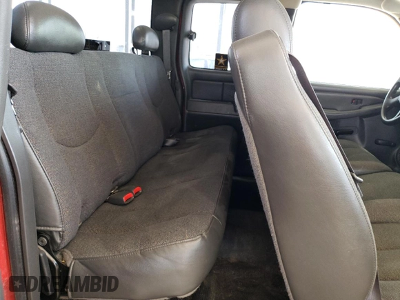 2005 Chevrolet Silverado 1500 LS z VIN 2GCEC19VX51275159, wystawiony jako Copart lot #57097135 z przebiegiem 178 673 mil mil oraz Szkoda całkowita • Salvage title. Historia ofert i sprzedaży dostępna na DreamBid. Obrazek 10.