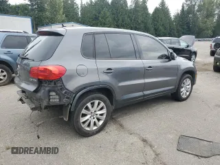 2012 Volkswagen Tiguan SE with VIN WVGAV7AX7CW078203, listed as a Copart auction lot 60756905 with 106,238 mi miles and Clean title. Bid and sale history available at DreamBid. Image 3.