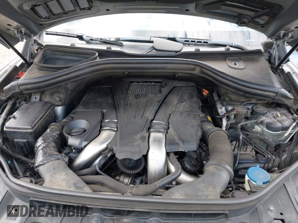 2013 Mercedes-Benz M 550 with VIN 4JGDA7DBXDA195653, listed as a IAAI auction lot 42261856 with 191,810 mi miles and . Bid and sale history available at DreamBid. Image 10.