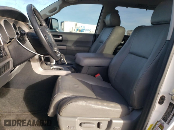 2013 Toyota Sequoia Limited with VIN 5TDKY5G1XDS050291, listed as a Copart auction lot 81901344 with 259,261 mi miles and Salvage Title. Bid and sale history available at carsss.com. Image 7.