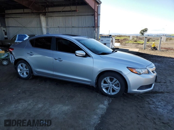 2013 Acura ILX with VIN 19VDE1F32DE020332, listed as a Copart auction lot 43810305 with 103,270 mi miles and Salvage Title. Bid and sale history available at carsss.com. Image 4.