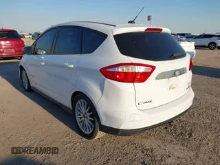 2013 Ford C-Max SE z VIN 1FADP5AU8DL556370, wystawiony jako IAAI lot #41276760 z przebiegiem 135 618 mil mil oraz . Historia ofert i sprzedaży dostępna na DreamBid. Obrazek 3.