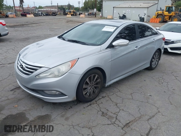 2014 Hyundai Sonata SE with VIN 5NPEC4AC3EH882711, listed as a IAAI auction lot 42192424 with 189,279 mi miles and . Bid and sale history available at DreamBid. Image 2.