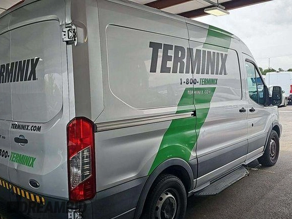 2017 Ford Transit Cargo z VIN 1FTYE1CMXHKA48291, wystawiony jako IAAI lot #42731289 z przebiegiem 142 973 mil mil oraz . Historia ofert i sprzedaży dostępna na DreamBid. Obrazek 1.