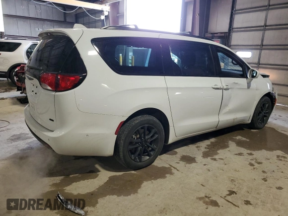 2020 Chrysler Pacifica Launch Edition z VIN 2C4RC3BG1LR263912, wystawiony jako Copart lot #81785354 z przebiegiem 124 071 mil mil oraz Szkody całkowita. Historia ofert i sprzedaży dostępna na DreamBid. Obrazek 3.