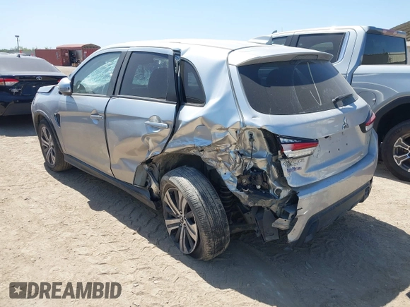 2021 Mitsubishi Outlander SE z VIN JA4APVAU3MU018743, wystawiony jako IAAI lot #42002286 z przebiegiem 97 069 mil mil oraz . Historia ofert i sprzedaży dostępna na DreamBid. Obrazek 3.
